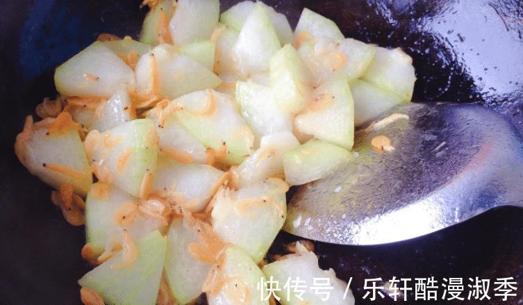 小葱|夏季补钙,这2个食材是好搭档,鲜味十足,百吃不厌