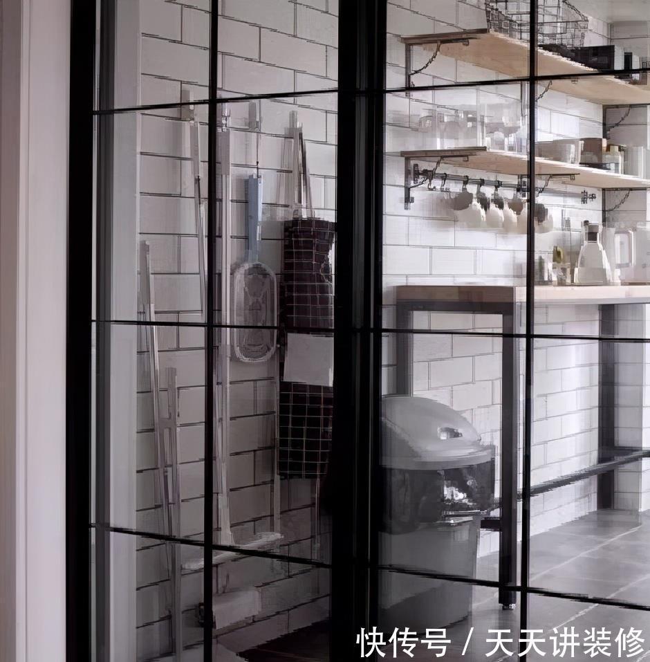 卫生间|不要把扫把放在这3个地方，不是因为迷信，其实很多人都放错了