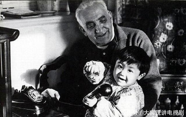 老外|马海德:首个入中国籍的老外,救治50万中国人,娶中国妻改中国名