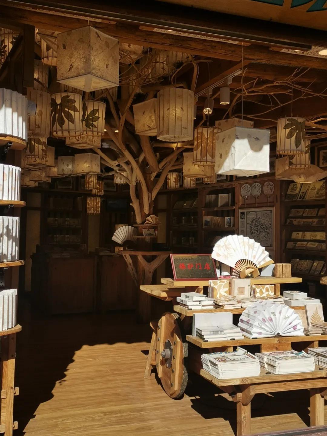 中国|「魅力中国」作家章健:一张奖状铺设了“成功”之路