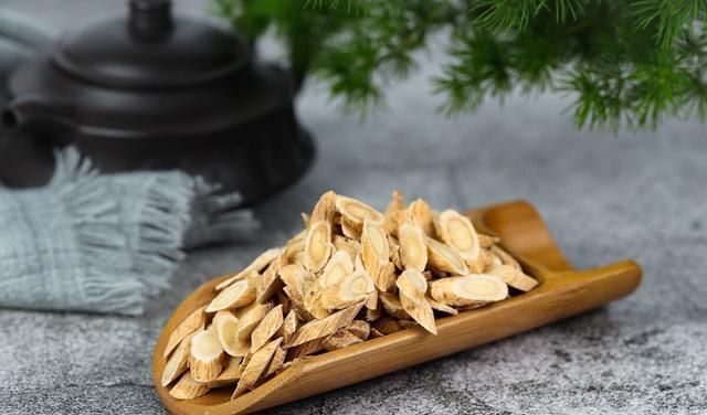 补气|黄芪、人参、西洋参都能补气,有什么区别老中医教你正确补气