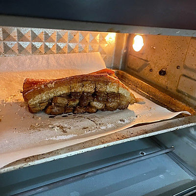 网红脆皮五花肉