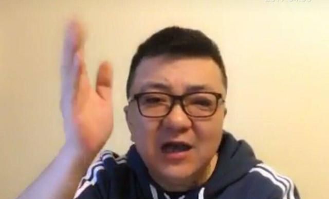 邝兆镭|搞青训发家致富？董路卖面，邝兆镭卖水，足球小将家长们做起买卖