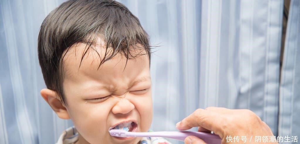 妈妈|宝宝长牙需要哪些营养素这些营养素不能少,父母要及时给娃补充