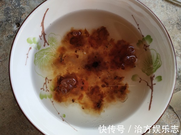 玫瑰|女人喝了这碗羹,皮肤不再干燥,补气养血,经常吃面色红润有光泽