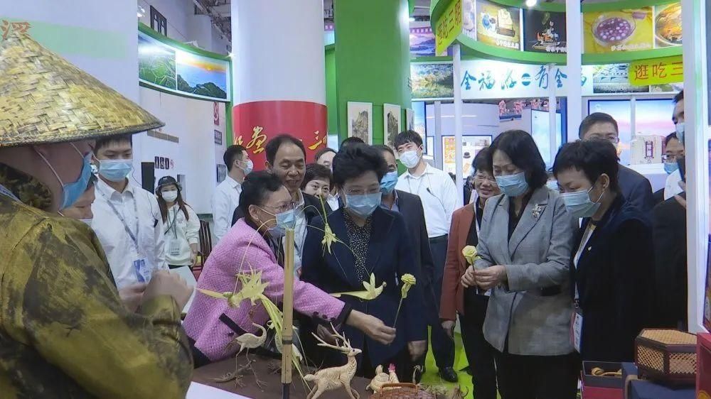  博览会|第十三届海峡两岸（厦门）文化产业博览会，泰宁文创产品获赞赏！