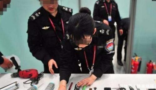 中年|在机场过安检时,工作人员能从监控中看到什么?知情人道出真相