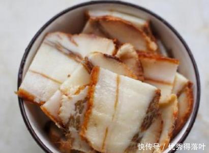 入味|炒腊肉时，不要切好就炒，学会多做3步，腊肉鲜香入味，口感特好