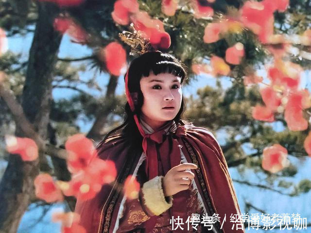 贾府&黛玉初进贾府时的一处细节描写,点出了黛玉的真正病因,不是痨病