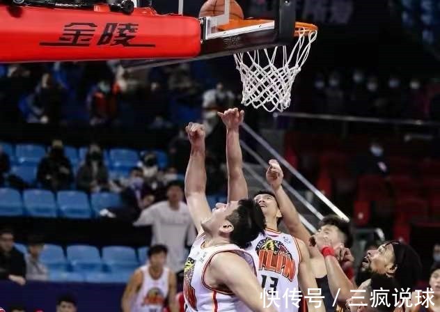 绝杀|从0.4秒绝杀,到0.3秒被绝杀!CBA这两支球队太厉害了