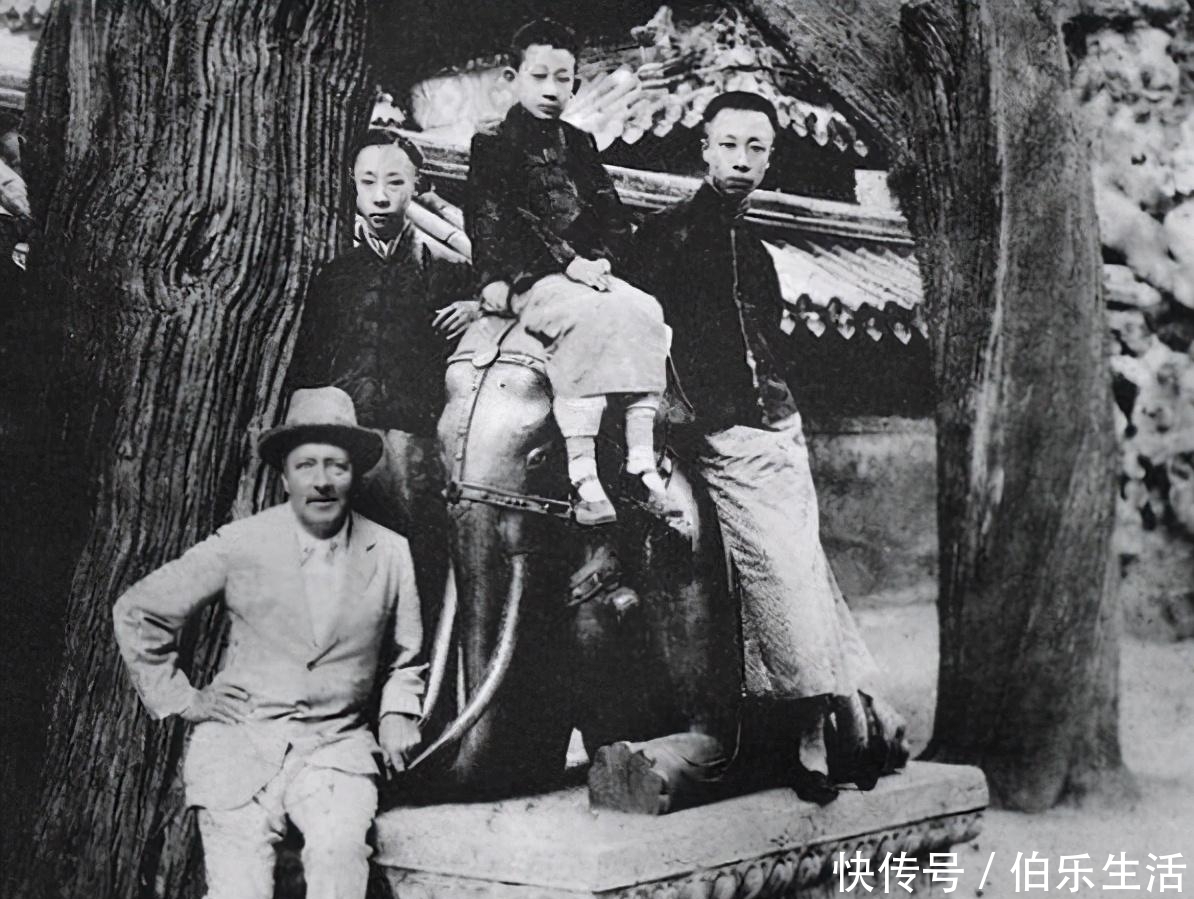 孤独|末代皇帝溥仪：世界上最孤独的孩子，非他莫属