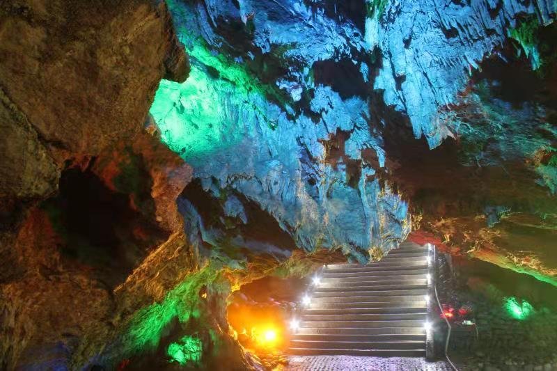 来雅安吧，山川湖海给你，日月星辰也给你~