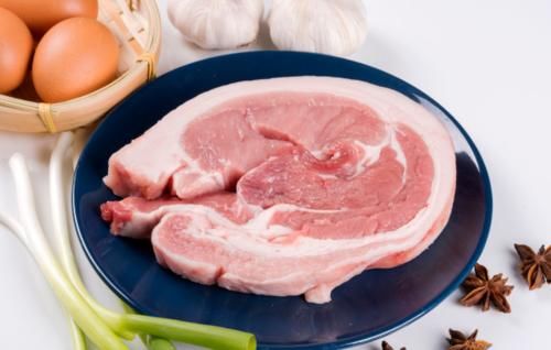 高血压|血压升高通常会表现在“2个方面”,日常生活中少吃“2种”食物