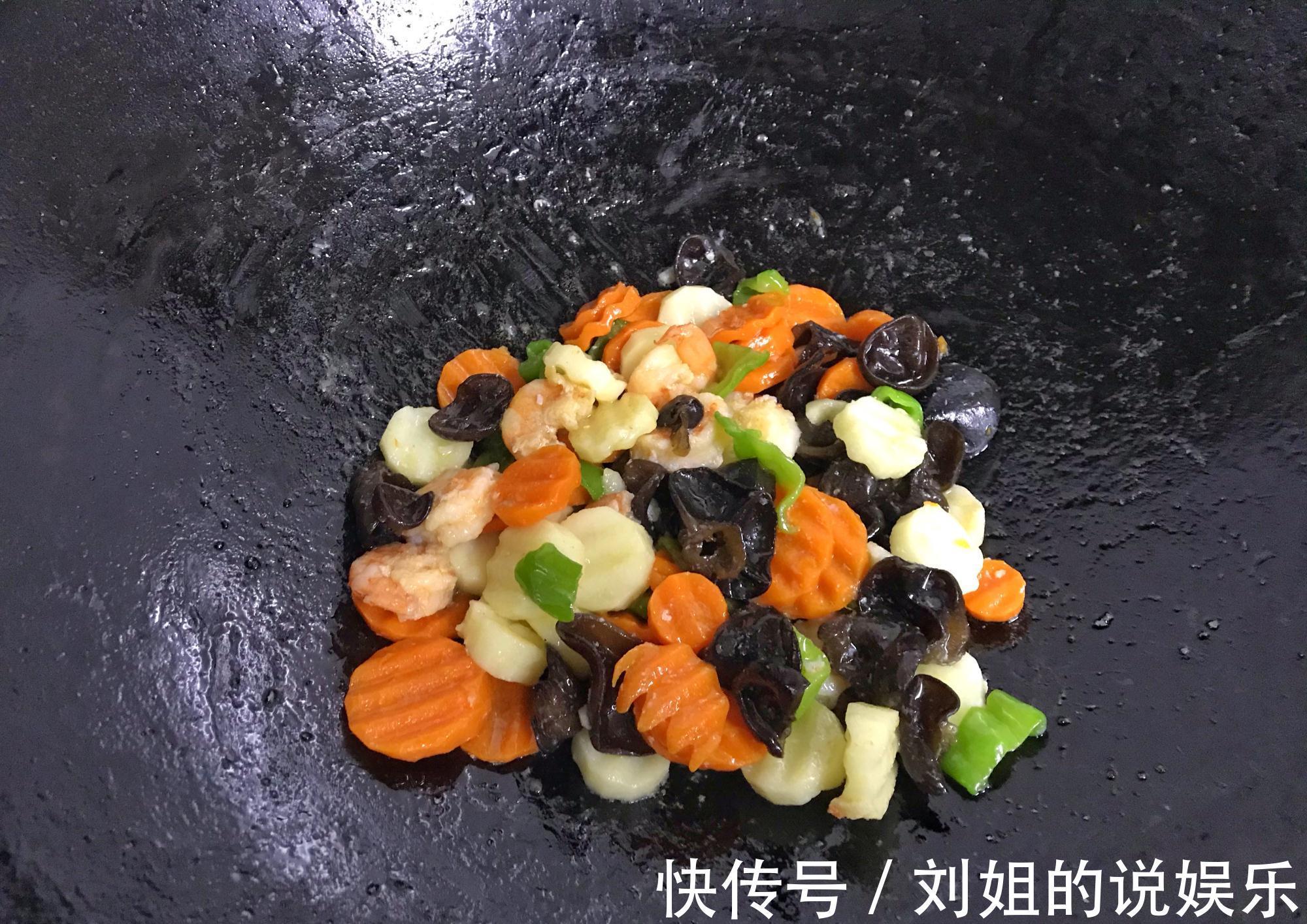 鲜美|天冷了,多吃此白色食物,4种食材一起炒,营养低脂,鲜美又滋补