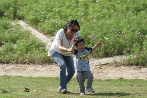 小动物|宝宝2岁前，智力发育存在8次“大飞跃”，宝爸宝妈一定不能错过