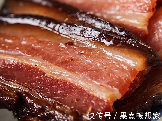 保存腊肉，直接冷冻是大错！学会这2招，腊肉香软好吃，放1年不坏