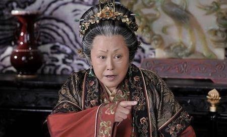 对待|混世魔王还有温情一面,对待母亲孝顺至极,对待地主有恩必报