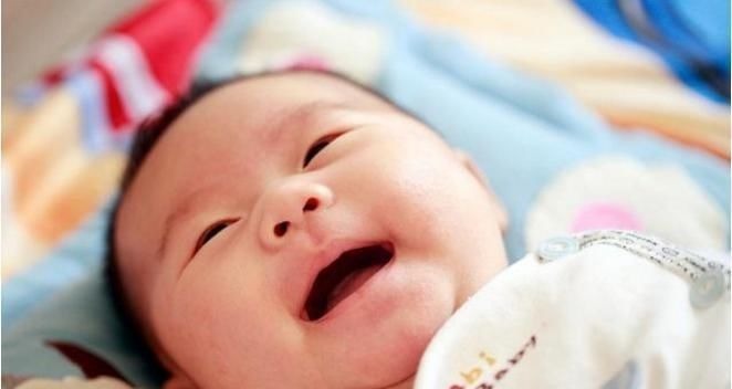 宝宝|宝宝体重每月增长多少算正常?掌握好这个公式,看看你家娃掉队没