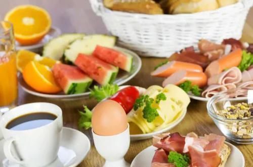 范围|女性并非越瘦越好,将体重控制在这个范围之内,就算是标准身材了