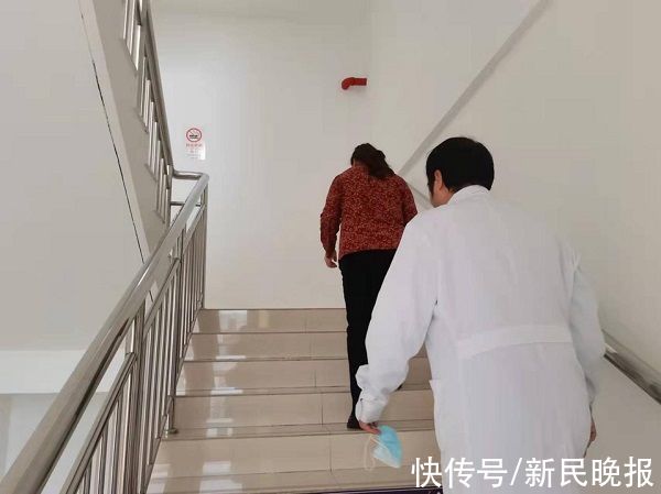 一线天|血管狭窄如“一线天”心脑联合手术1小时解决两大危机