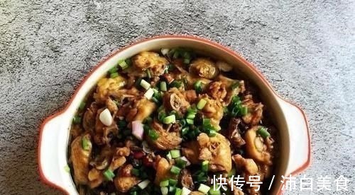 出差回家，老公亲手做晚餐，4道菜配红薯饭，网友：这老公真厉害