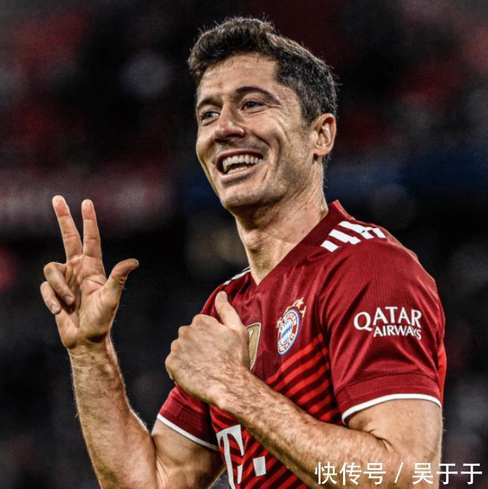 候选人|世界足球先生3大候选人:梅西对决莱万,C罗11年来首次无缘前3