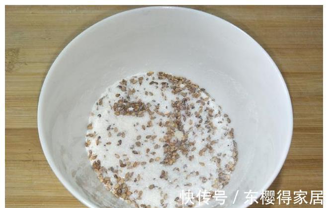 孩子|教你做面食，酥到掉渣的小酥饼，层次丰富，孩子特别爱吃