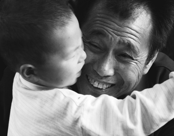 女方|67岁女医生意外怀孕硬要生娃,女儿曾要断绝关系,现在怎么样了