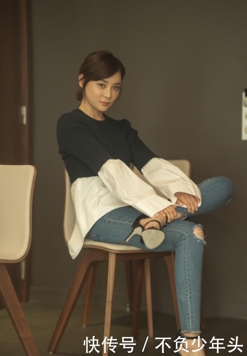 马甲线女王袁姗姗居然喜欢收藏紫砂壶，真是太让人意外了!