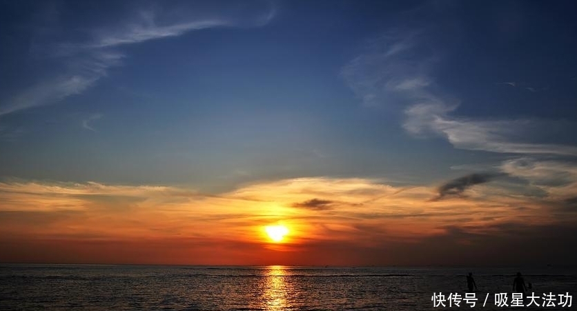 钗玉虽珍贵,菱花自芬芳