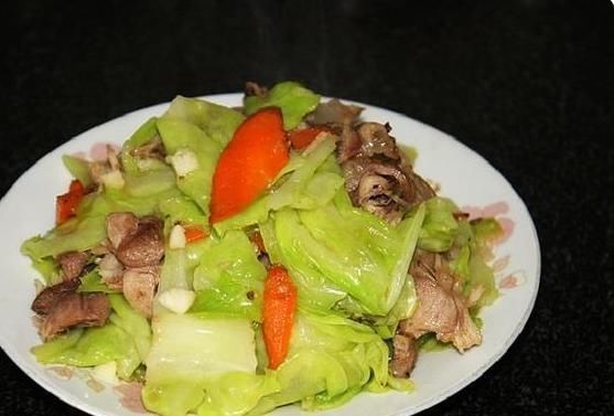 胡椒|女人常吃这碱性菜,大肚子变小,皮肤更白皙,头发越来越乌黑亮丽