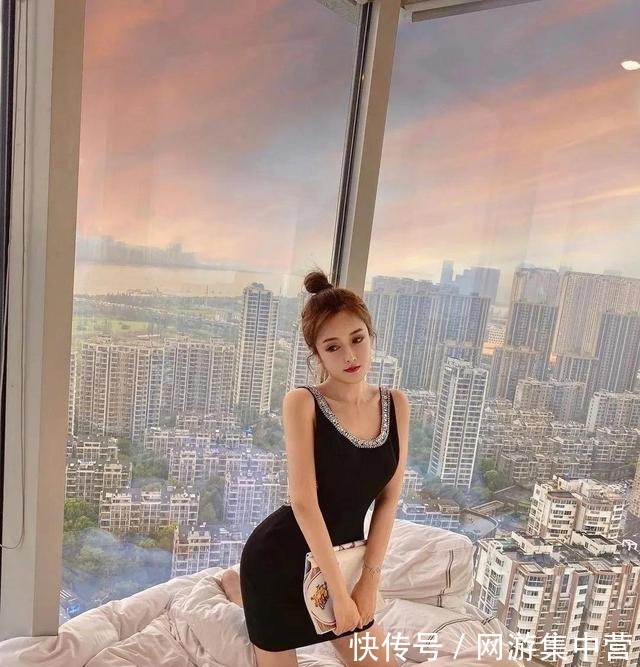 健身|韩国健身女神小姐姐,靠锻炼塑造完美身材,穿各种款式服饰都好看!