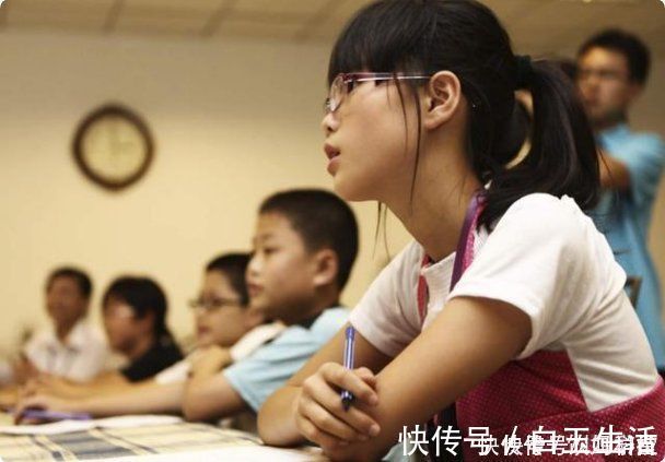 老师|开学孩子坐哪里最好？资深老师告诉大家：“学霸区”是这样的