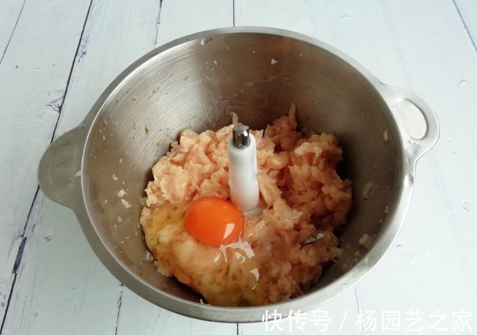 肉末|秋天，韭菜萝卜靠边站，此菜要多吃，营养极高，用来包饺子超级鲜