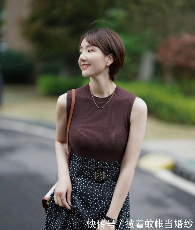 阔腿裤 今秋火了一种风格,叫“温柔风”穿搭,时髦气质,充满高级感!