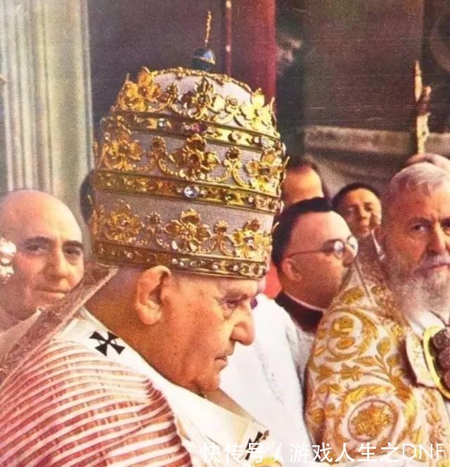 颁奖典礼 这几款世界著名首饰,带来顶级视觉盛宴,让你爱宝石的心躁动不已!