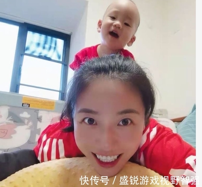 替补队员|生二胎了？女排前队长晒生育照引歧义，网友纷纷喊话跟上国家政策