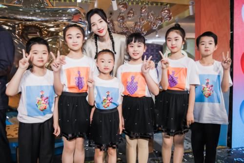 周大福给爱乐园致趣十足，「给爱」新品为孩子们的未来增以色彩