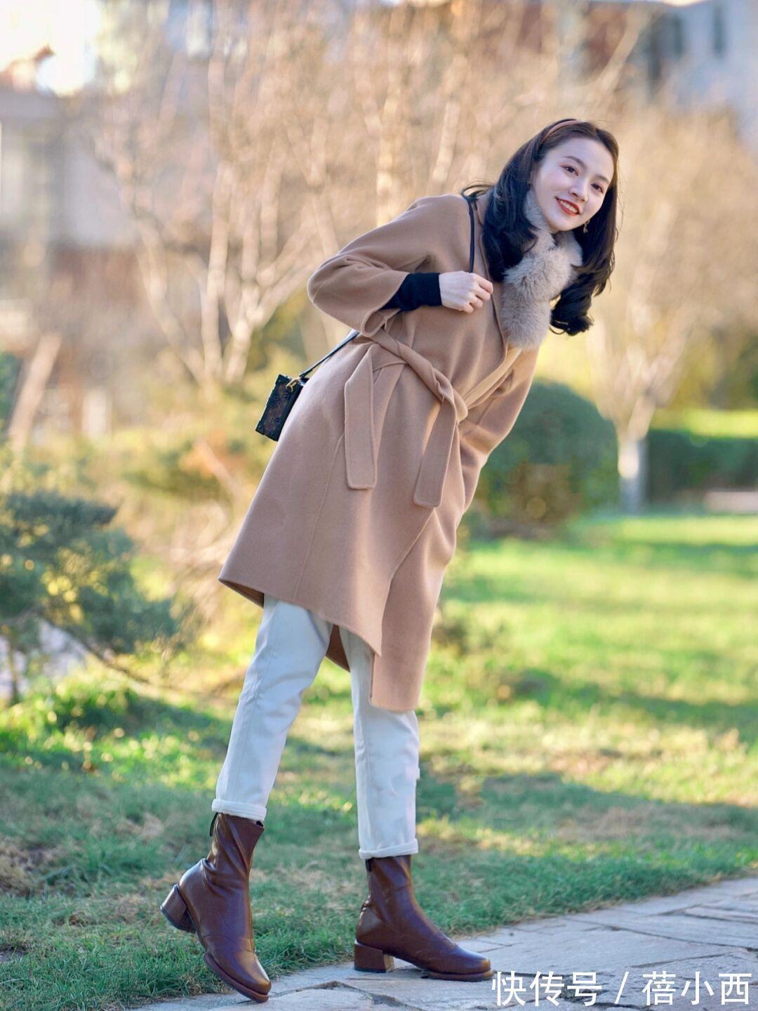 大衣|奔三奔四的女人一定要精致!冬季多穿“大地色大衣”,气质大加分