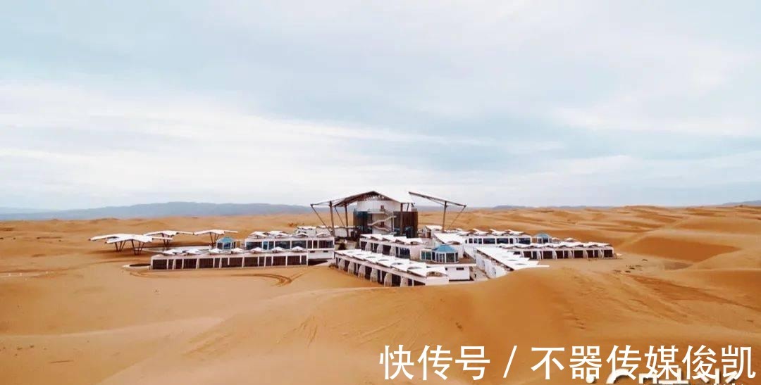 浪漫|沙漠看星星，赏珠宝，顶级奢牌就是这么浪漫
