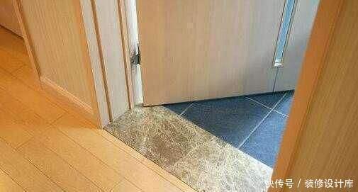 淋浴房|越来越多人卫生间不装门槛石，这样做更实用美观，不得不感叹聪明