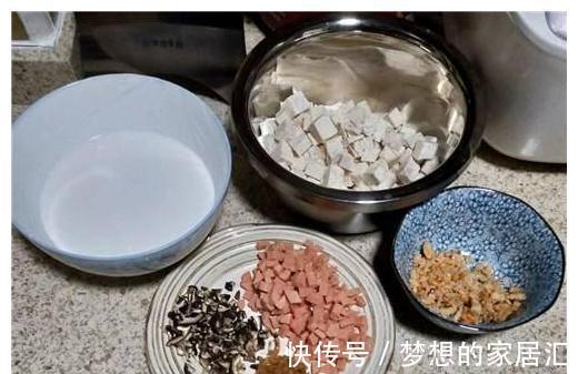 点心|秋天吃它正当季,才2元一斤,做成点心,粉糯香甜,手残党也能会