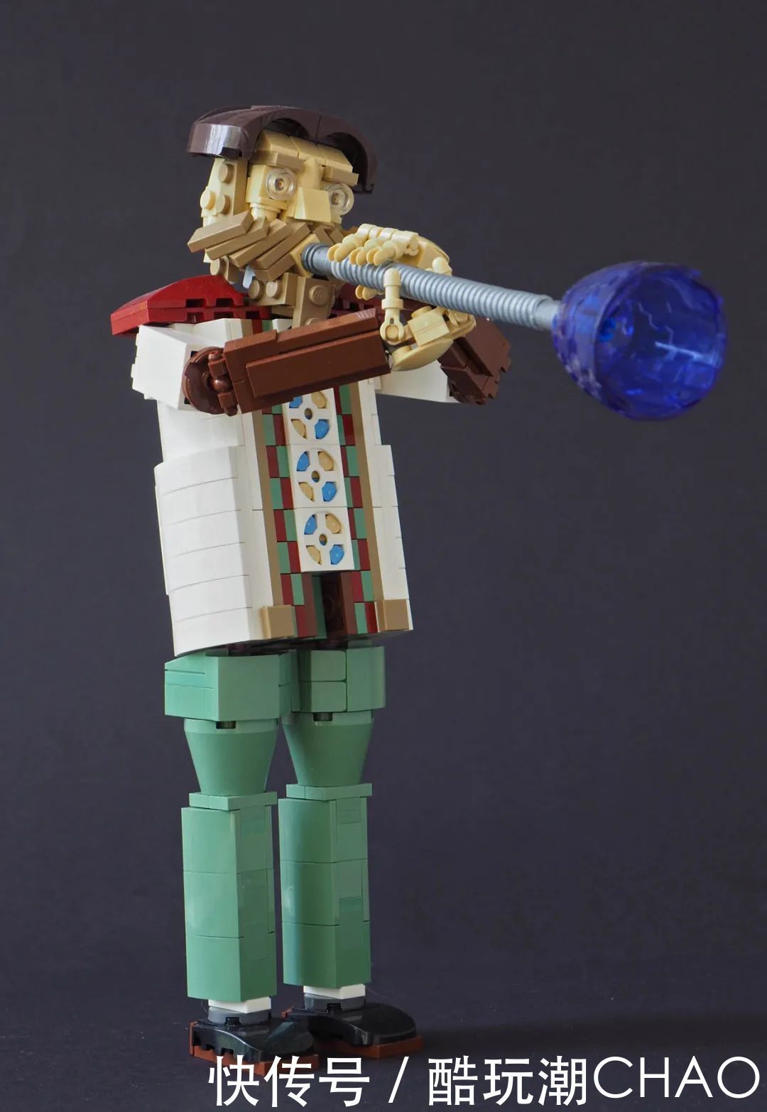 乐高MOC拼搭元素使用分析之:座舱盖元素