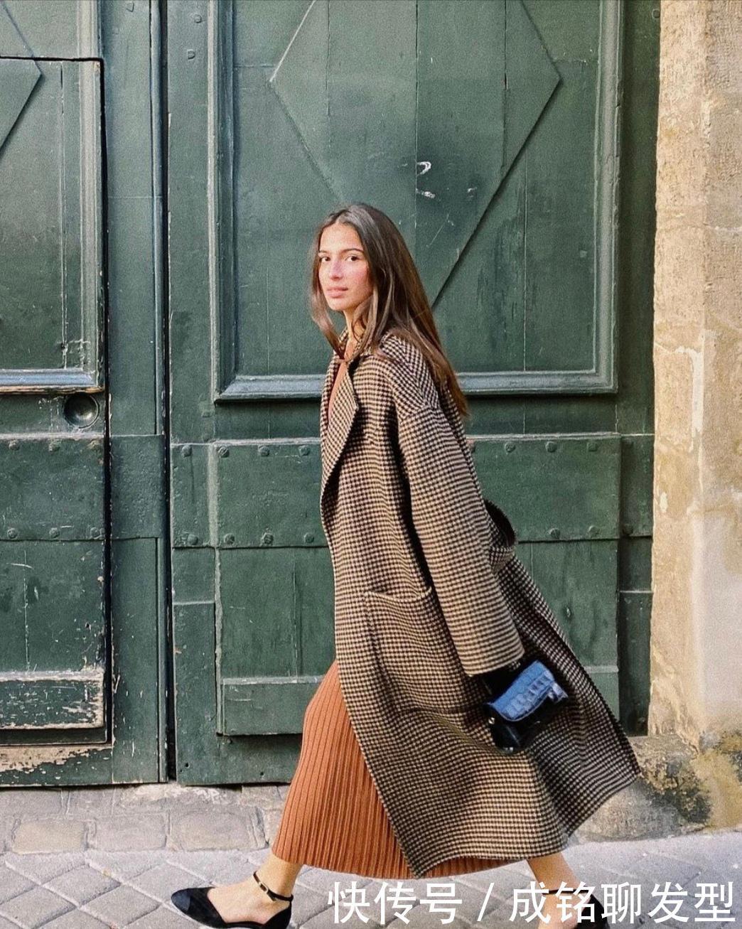 学会|冬天穿裙子也很美,选对款式学会冬装搭配,保暖时尚又显贵气