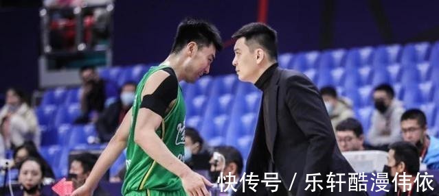 萨林杰|复仇之战!辽篮难挡深圳!萨林杰无惧对抗韩德君!顾全阻击张镇麟