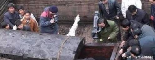 现实|罗锅刘墉墓被发现现实是真的,电视剧都假的!