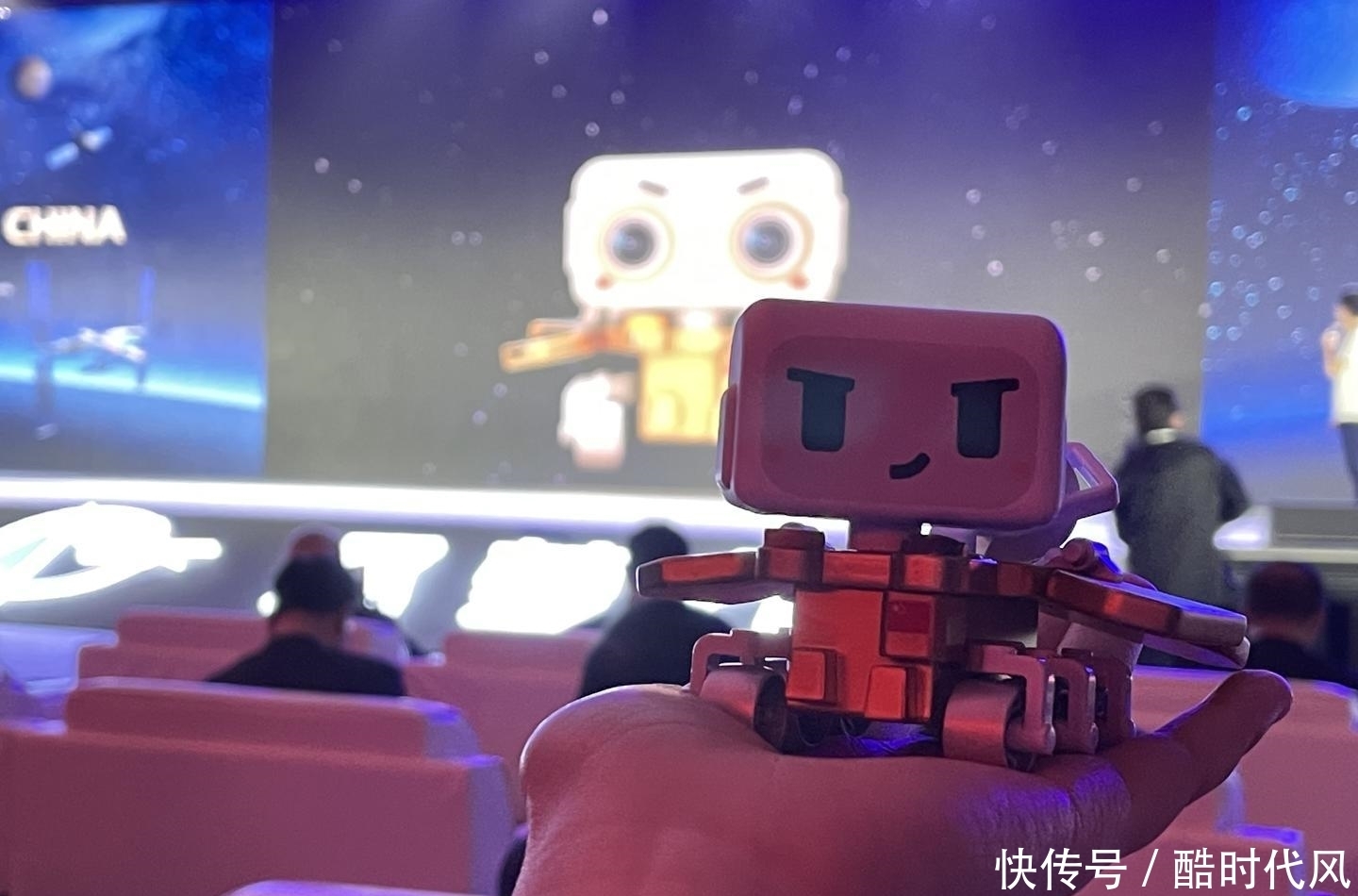 团队 专访中国火星车祝融虚拟形象设计团队:打造属于中国的科幻IP周边