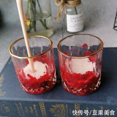 #“莓”好春光日志#蔓越莓木瓜酸奶杯