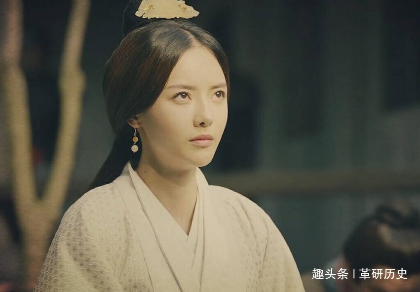 男子|她是3国的王后，9个男子因她而亡，50岁还能遇到真爱
