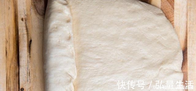 在家做面包,要掌握三个关键点,做的面包比面包店卖的好得多